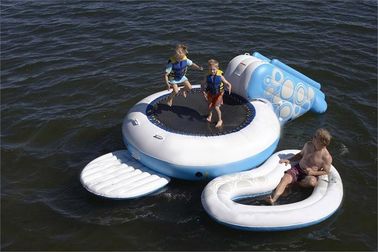 জাভাস্ক্রিপ্ট জল ট্রামপোলিন Inflatable জল খেলনা ওয়াটারপ্রুফ পিভিসি