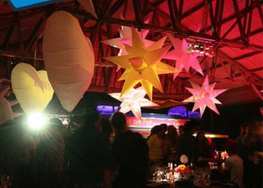 Inflatable নেতৃত্বে পতন স্টার লাইট ছাদ সজ্জা জন্য কল্পিত লাল