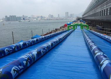 দীর্ঘ মজার নীল 3 লেন 1000ft শহরের স্লিপ একটি স্লাইড Inflatable জল স্লাইড