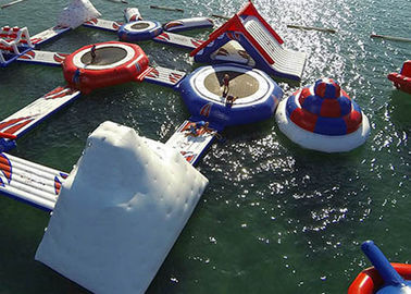 জনপ্রিয় Floating Inflatable দ্বীপ, প্রাপ্তবয়স্কদের জন্য জলীয় Inflatable জল পার্ক সরঞ্জাম