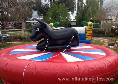 Amusement পার্ক Inflatable স্পোর্টস গেম দৈত্য যান্ত্রিক Rodeo বুল Inflatable গদি সঙ্গে