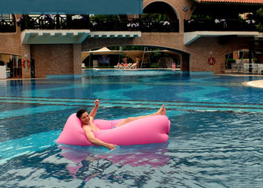 আরামদায়ক ওয়াটার স্লিপিং ব্যাগ আউটডোর Inflatable খেলনা Hangout Lounger ক্যাম্পিং সোফা