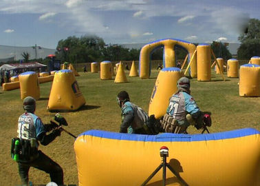 0.9 মিমি Inflatable ট্রায়াঙ্গল বাংকার পেইন্টবল, খেলার জন্য বহিরঙ্গন খেলা বাংকার মাঠ
