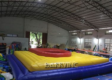 শিশু / প্রাপ্তবয়স্কদের জন্য ভিনাইল উপাদান কাসল প্রকার Inflatable ফুটবল কোর্ট Bossaball