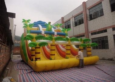 হলুদ বাণিজ্যিক Inflatable স্লাইড, দুই স্লাইড ওয়ে সঙ্গে Inflatable সিঁড়ি স্লাইড