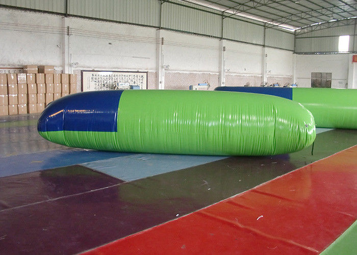 0.9 মিমি পিভিসি Inflatable জাম্পিং খেলনা EN14960 সঙ্গে ব্লোব জল লঞ্চার