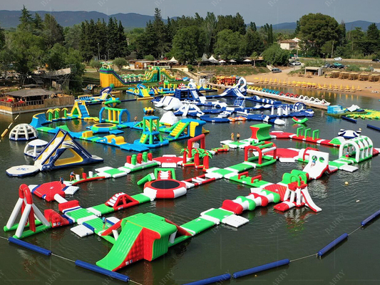 কাস্টমাইজড পিভিসি inflatable জল মজা এবং বিশেষ অনুষ্ঠান জন্য ভাসমান ওয়াটার পার্ক