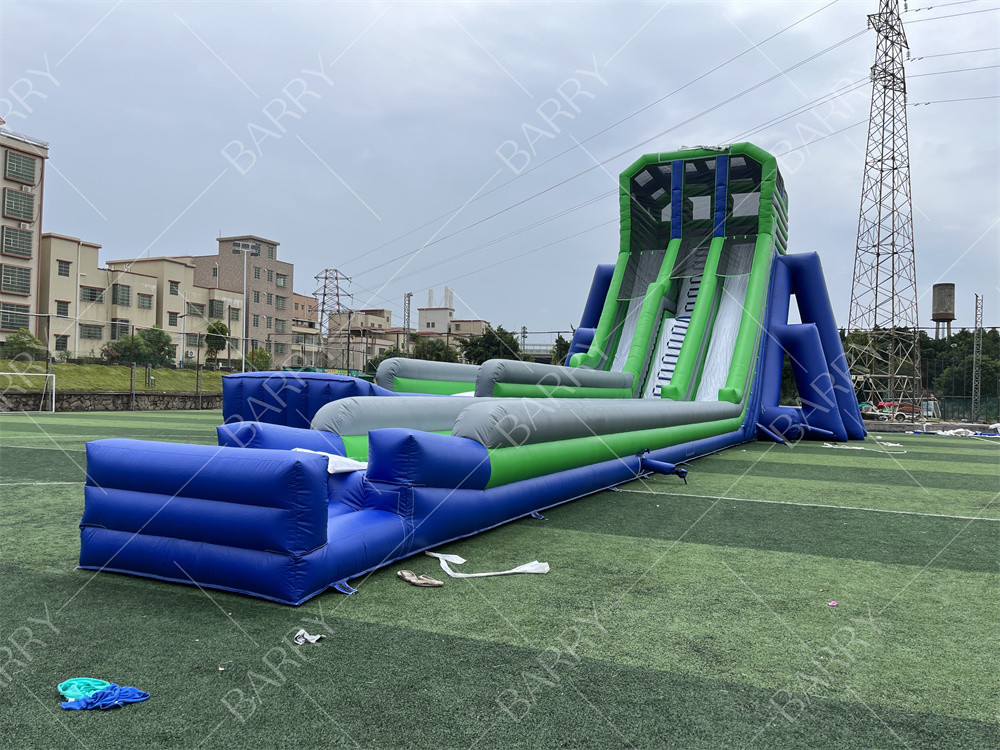 কাস্টম কিড পার্টি গেম উচ্চ 36x14x13 মিটার স্ট্রিপড বিশাল জল স্লাইড বড় ইভেন্টের জন্য 5 কিমি inflatable বাধা কোর্স