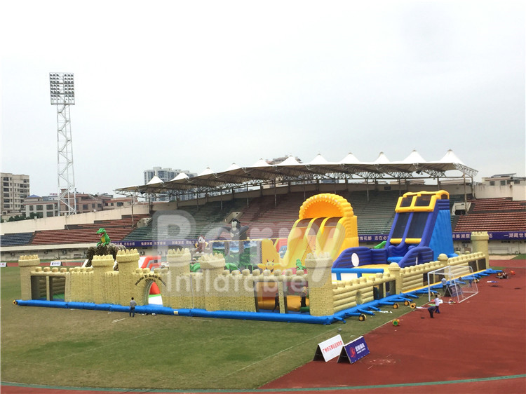 1600m2 বিশ্বের বৃহত্তম inflatable থিম পার্ক ইনডোর ডাইনোসর আউটডোর বিগ ঝাঁপ সঙ্গে খেলাধুলা খেলা