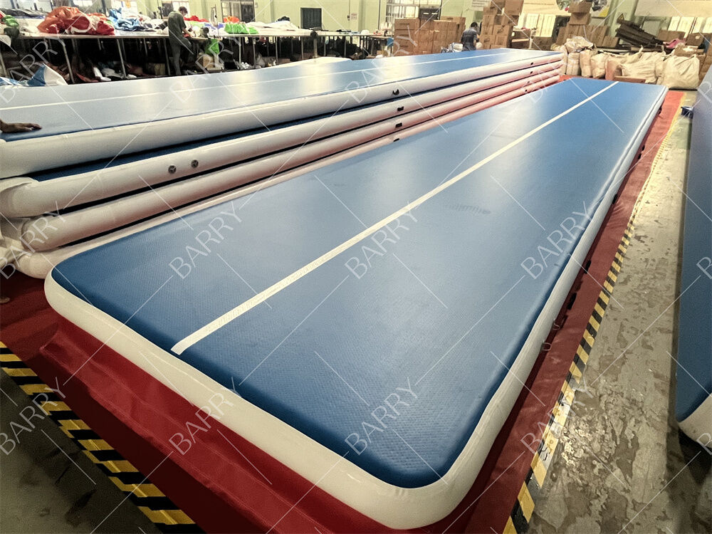 কারখানার দাম আউটডোর ইনফ্ল্যাটেবল এয়ারট্র্যাক সরঞ্জাম টাম্বলিং জিম ম্যাট জিমন্যাস্টিকস ব্যায়ামের জন্য এয়ার ট্র্যাক