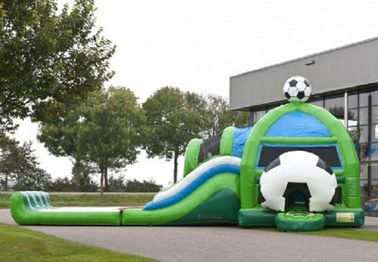 আশ্চর্যজনক সকার Inflatable জাম্পিং জল স্লাইড সঙ্গে কাসল কম্বো