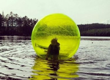 হলুদ / নীল দৈত্য Inflatable জল খেলনা হিউম্যান ওয়াটার বুদ্বুদ বল