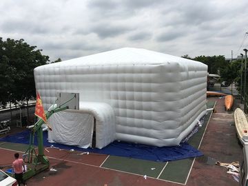 ইভেন্ট / পার্টি জন্য টেকসই সুপার জায়েন্ট Inflatable তাঁবুর হোয়াইট এয়ার বিল্ডিং গঠন