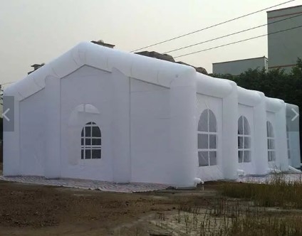পার্টি পিভিসি আউটডোর জায়ান্ট ইভেন্ট ক্যাম্পিং তাঁবুর জন্য জলরোধী ইনফ্ল্যাটেবল কিউব তাঁবু