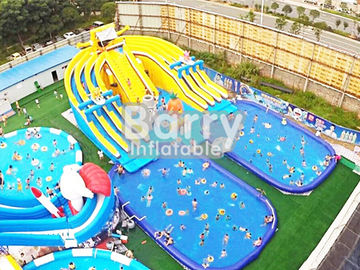 Spongebob কার্টুন Inflatable জল পার্ক 2 পুল / 3 লেন স্লাইড সঙ্গে বড় ক্ষমতা