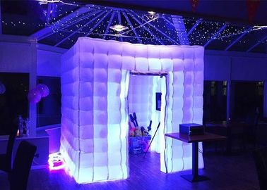 রোমান্টিক Inflatable ফটো বুথ LED হালকা 2.4m রঙ ব্লোয়ার সঙ্গে পরিবর্তিত